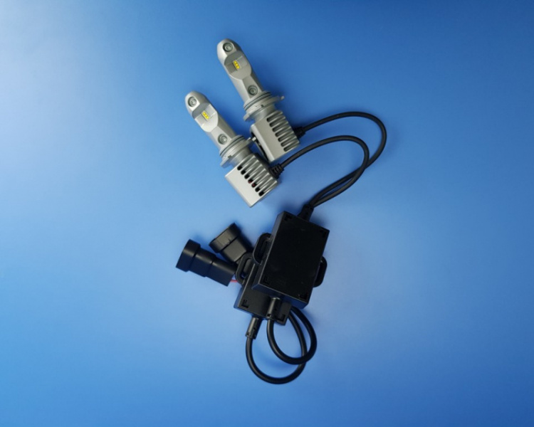 ��������� ������������ 12-24V HB4 LED HEAD LIGHT WHITE 6000K (�-�) Osram